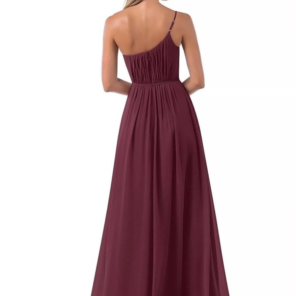 Azazie Bridesmaid Cabernet A-Line Cold Shoulder dress Plus Size 20w. - Picture 3 of 8